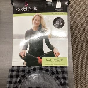 Cuddl Duds Warm Layers Long Sleeve Crew Size Medium  Black/Gray Plaid